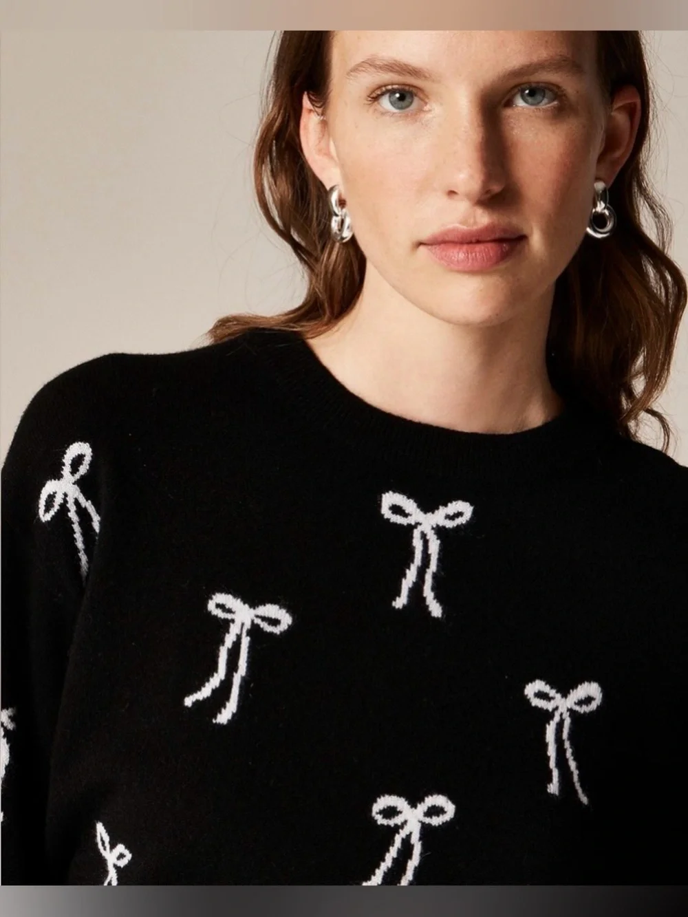 NEW J. Crew Perfect cashmere crewneck sweater black ivory bows print XS CO585